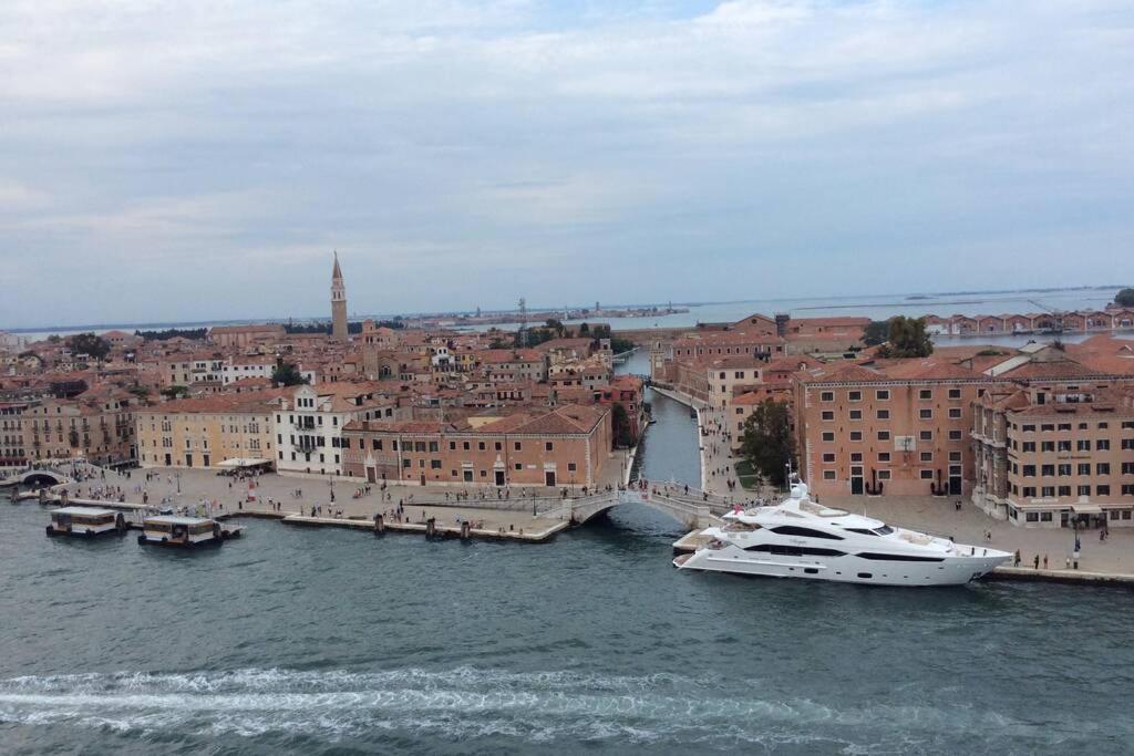 Ca' Venice Canal View Екстер'єр фото